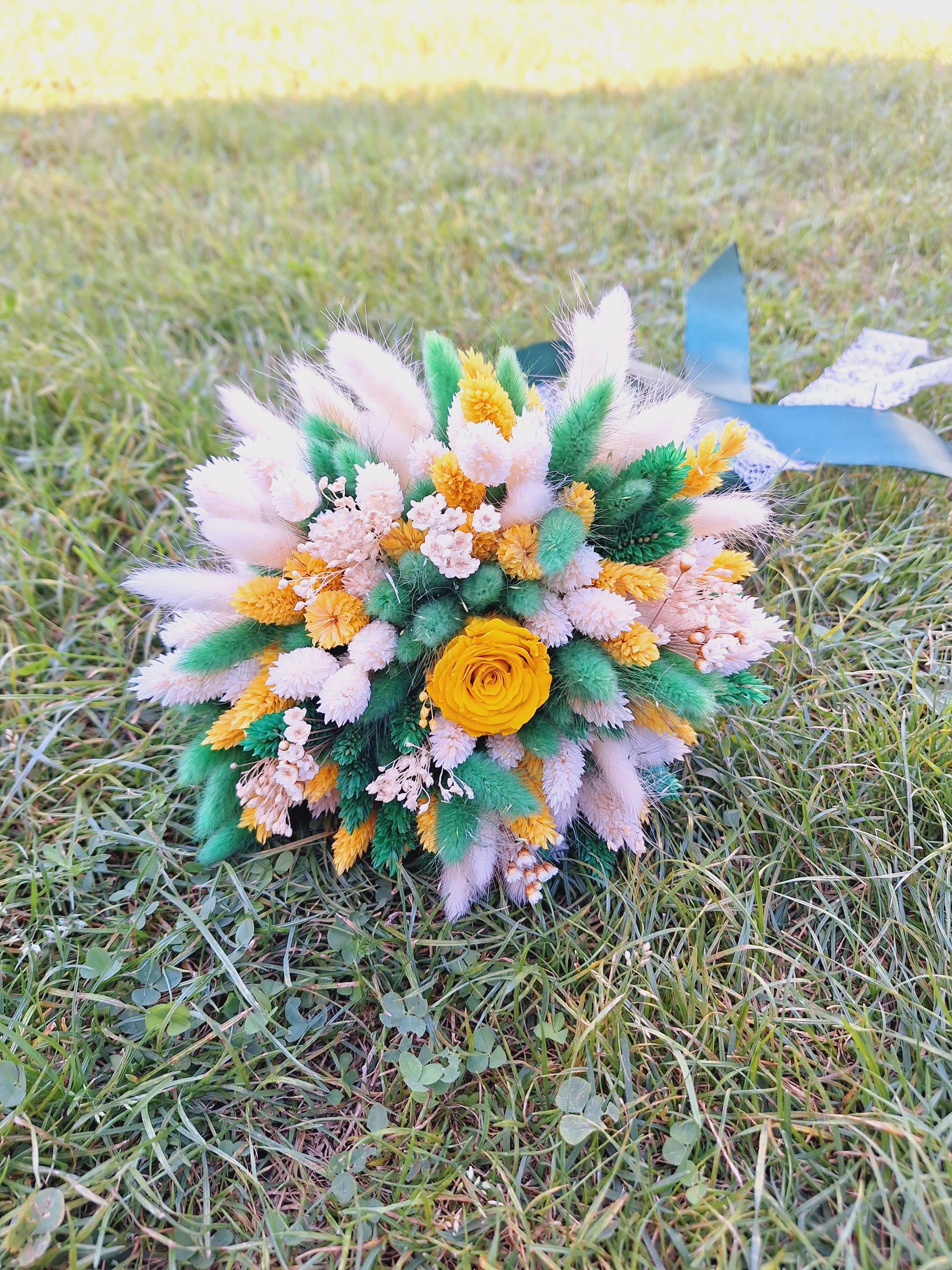 Buchet flori uscate și criogenate