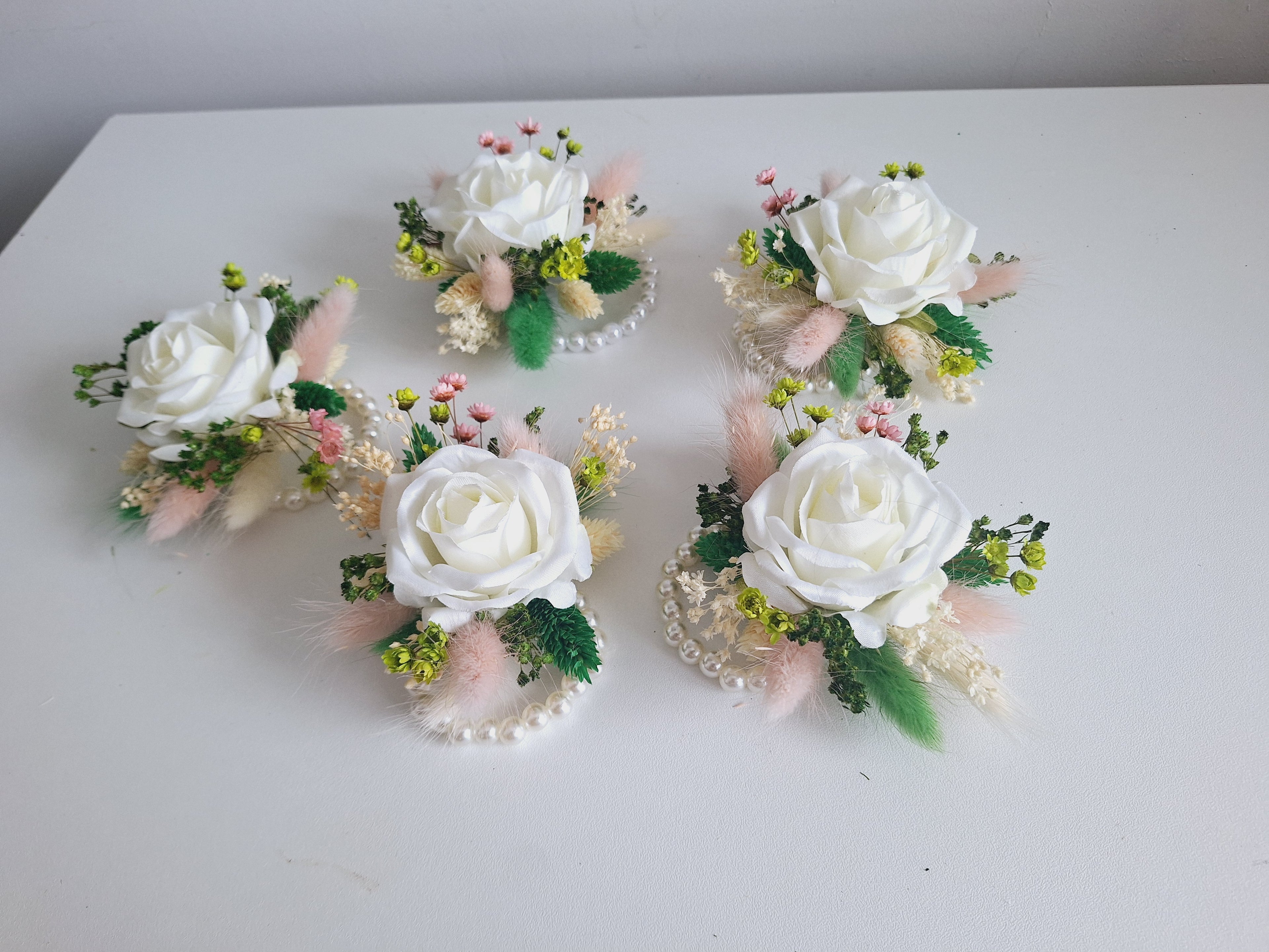 Brățări și Cocarde mătase și flori uscate