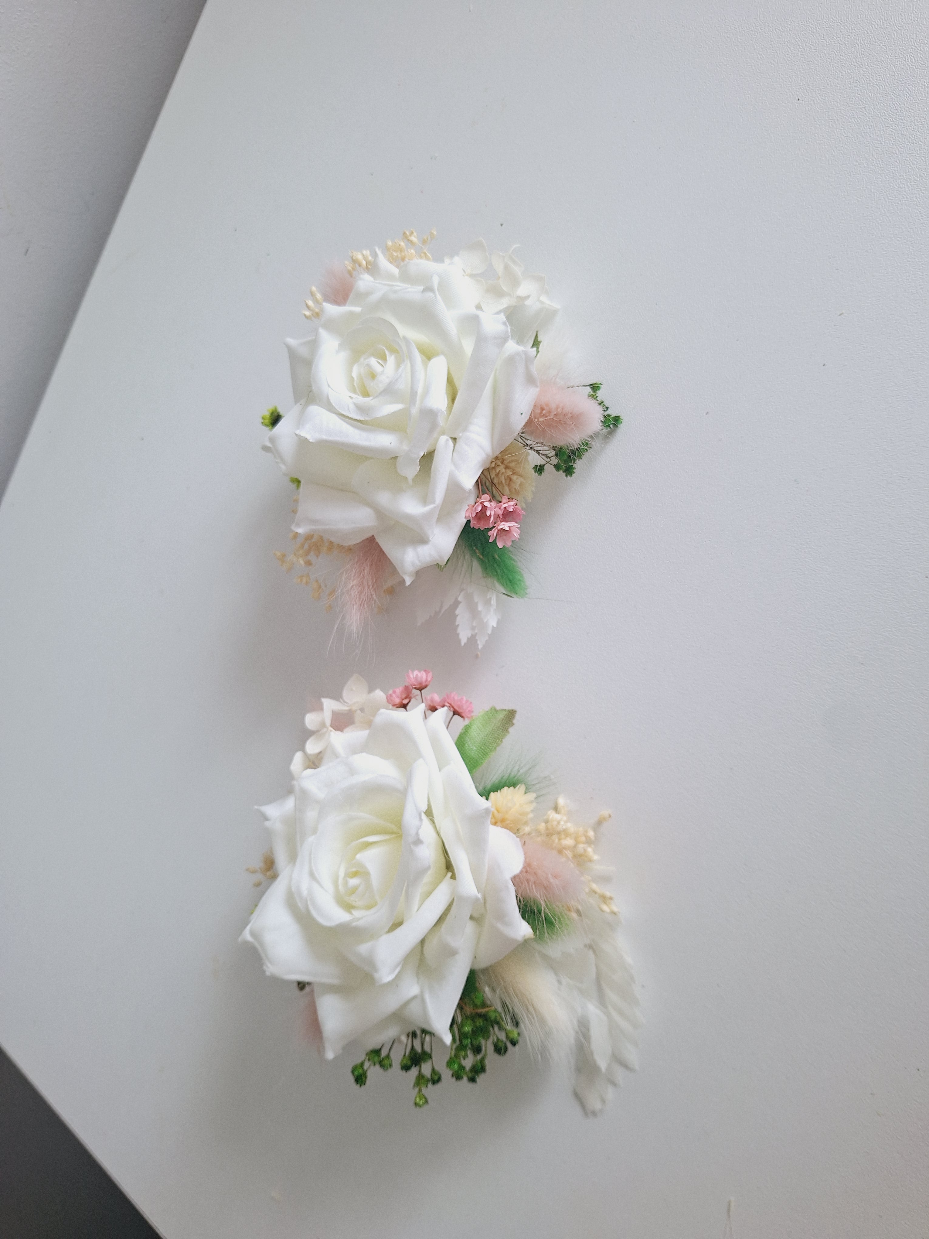 Brățări și Cocarde mătase și flori uscate