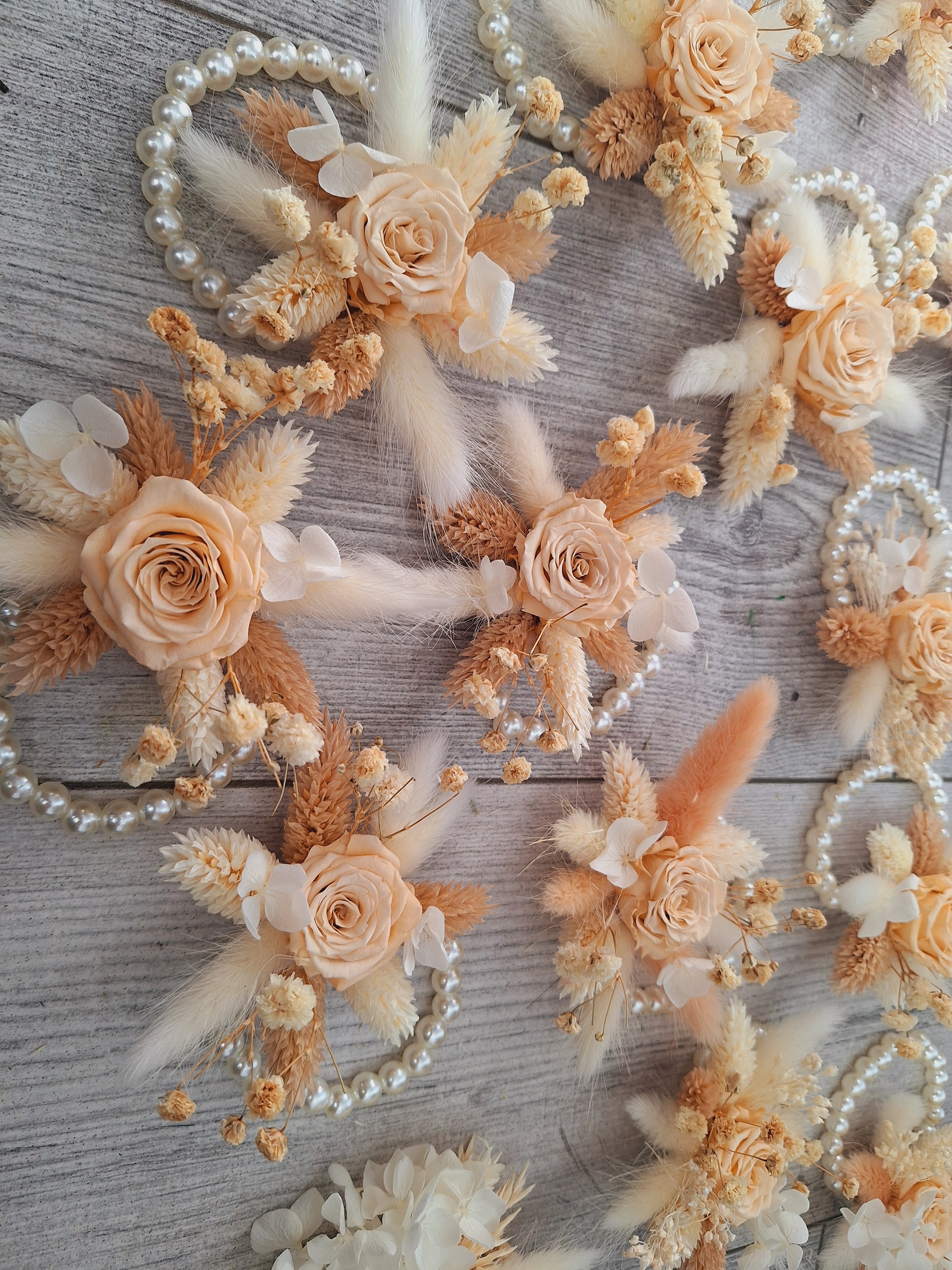 Brățări și Cocarde criogenate și flori uscate