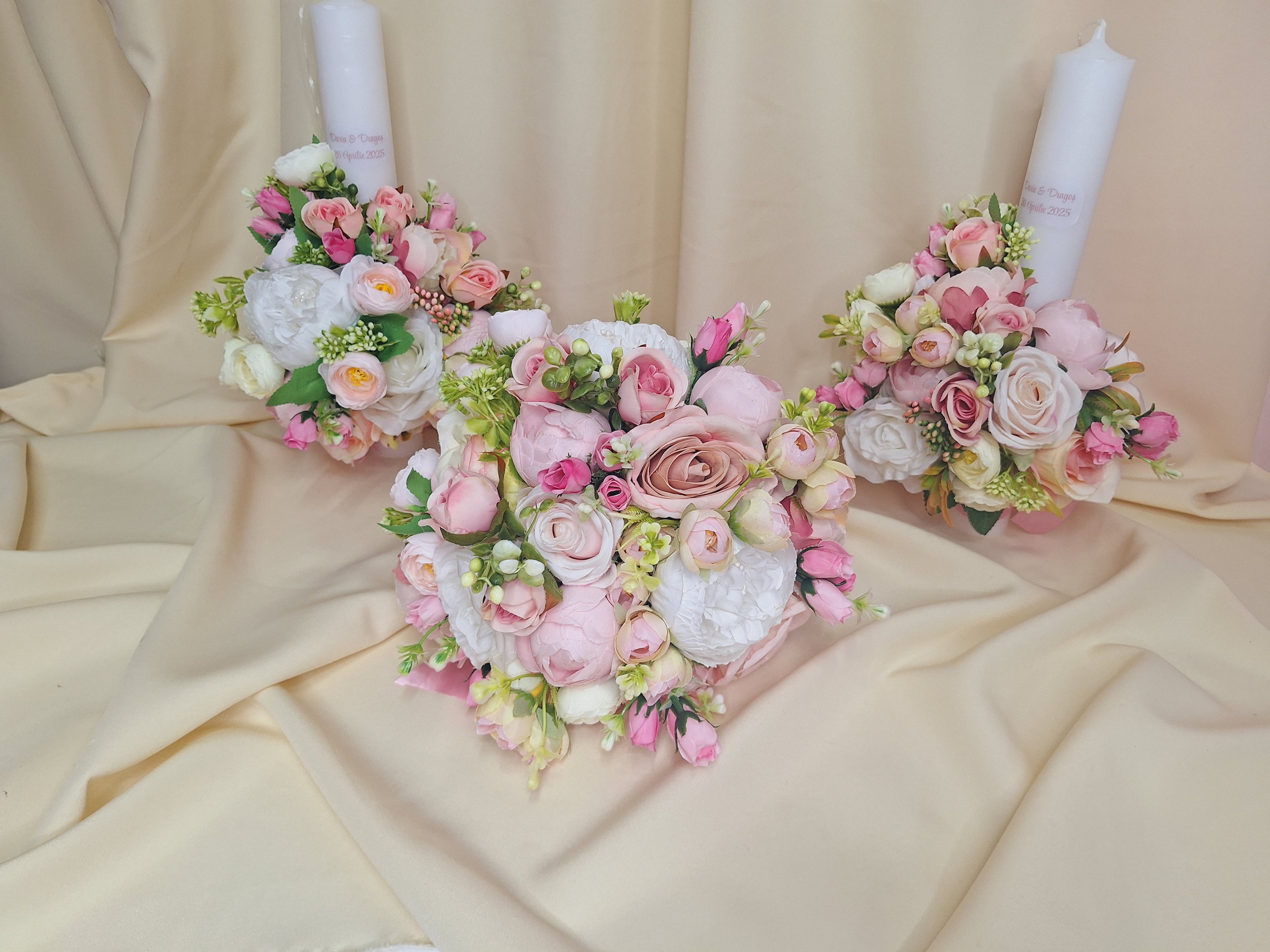 Set lumânări și Buchet mătase