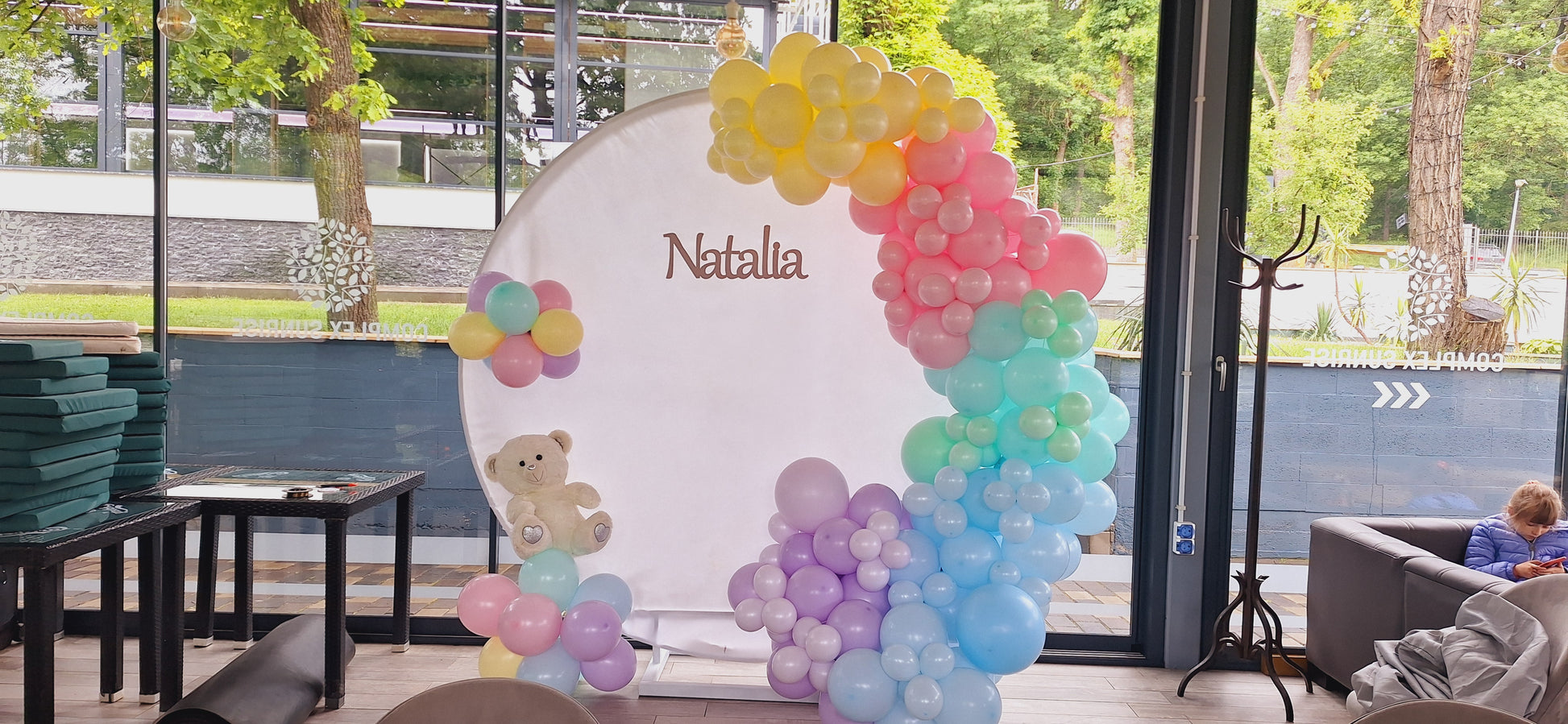 Photo corner baloane /Masa prezidiu /masa invitați