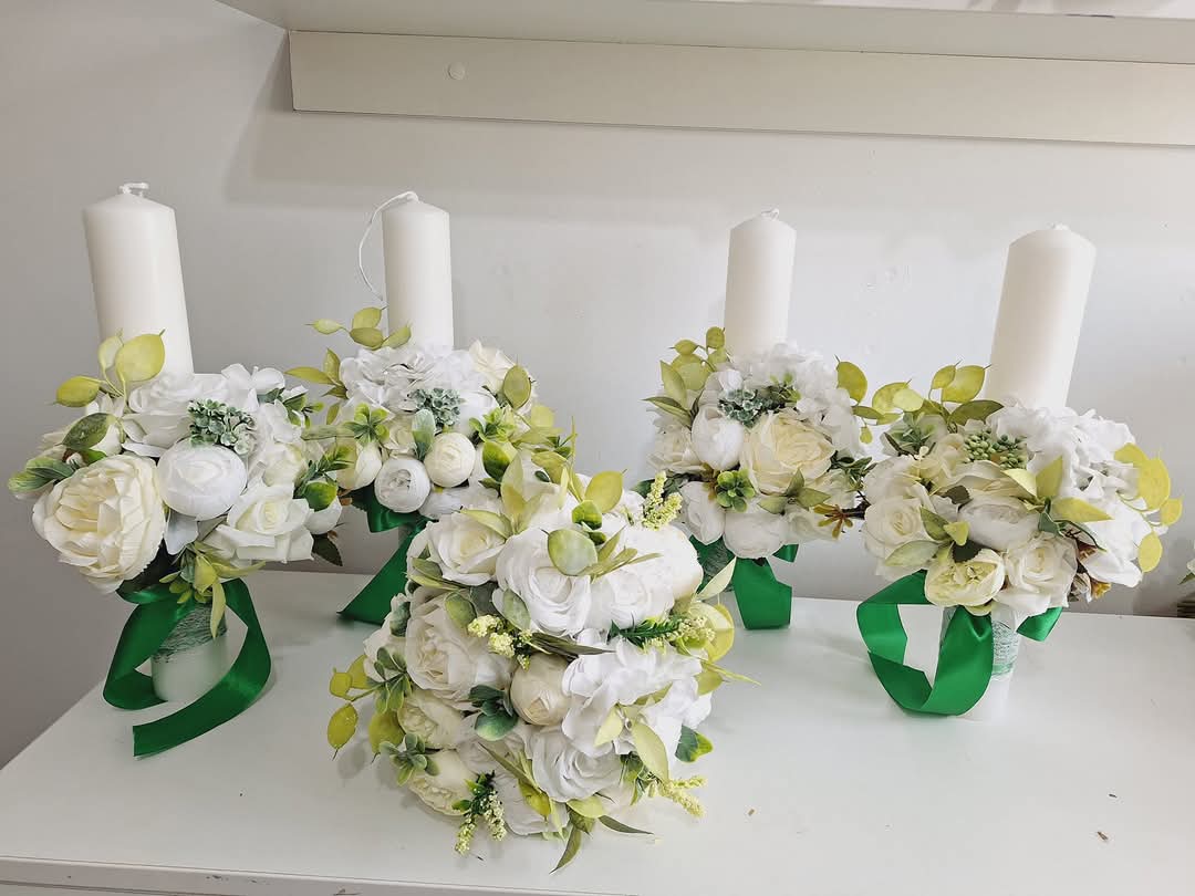 Lumânări si buchet mătase