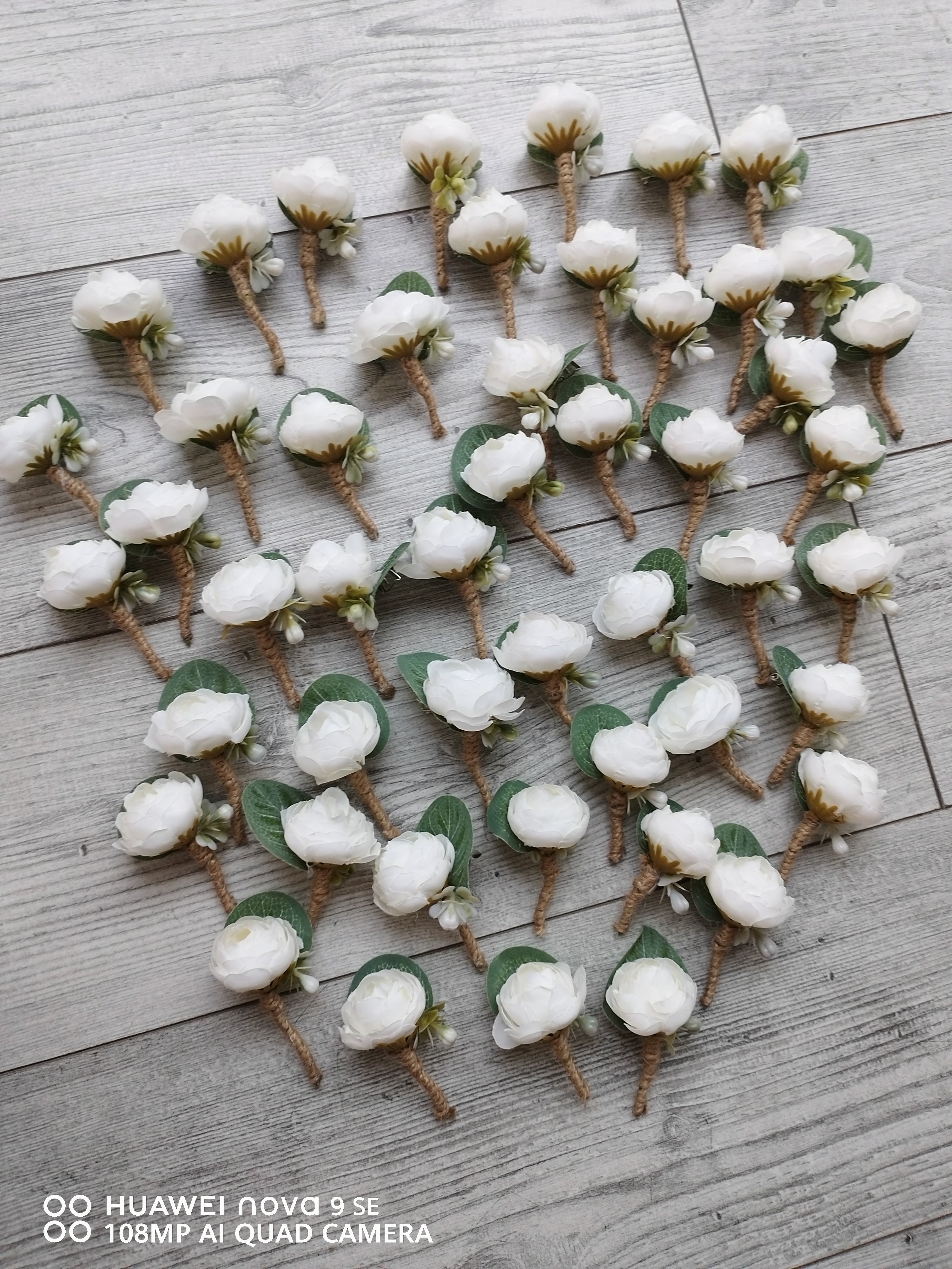 Cocarde și Brățări flori matase