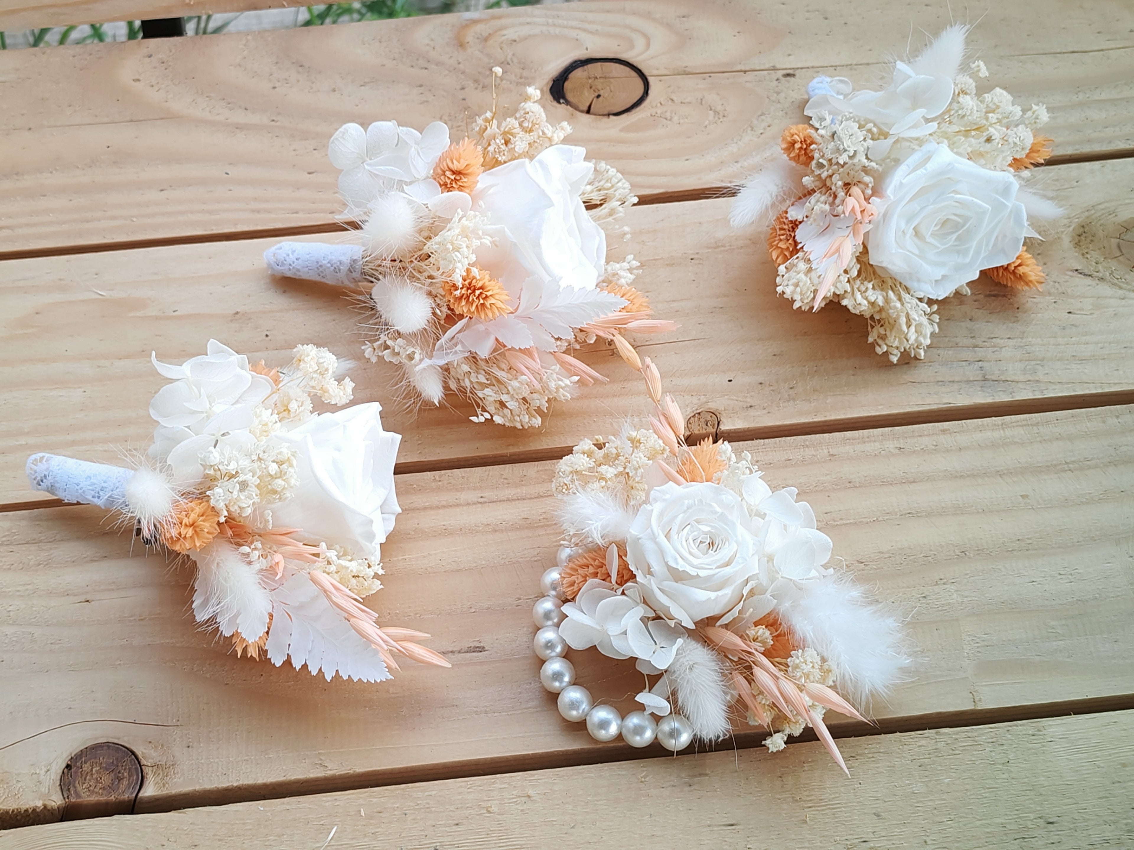 Brățări și Cocarde somon