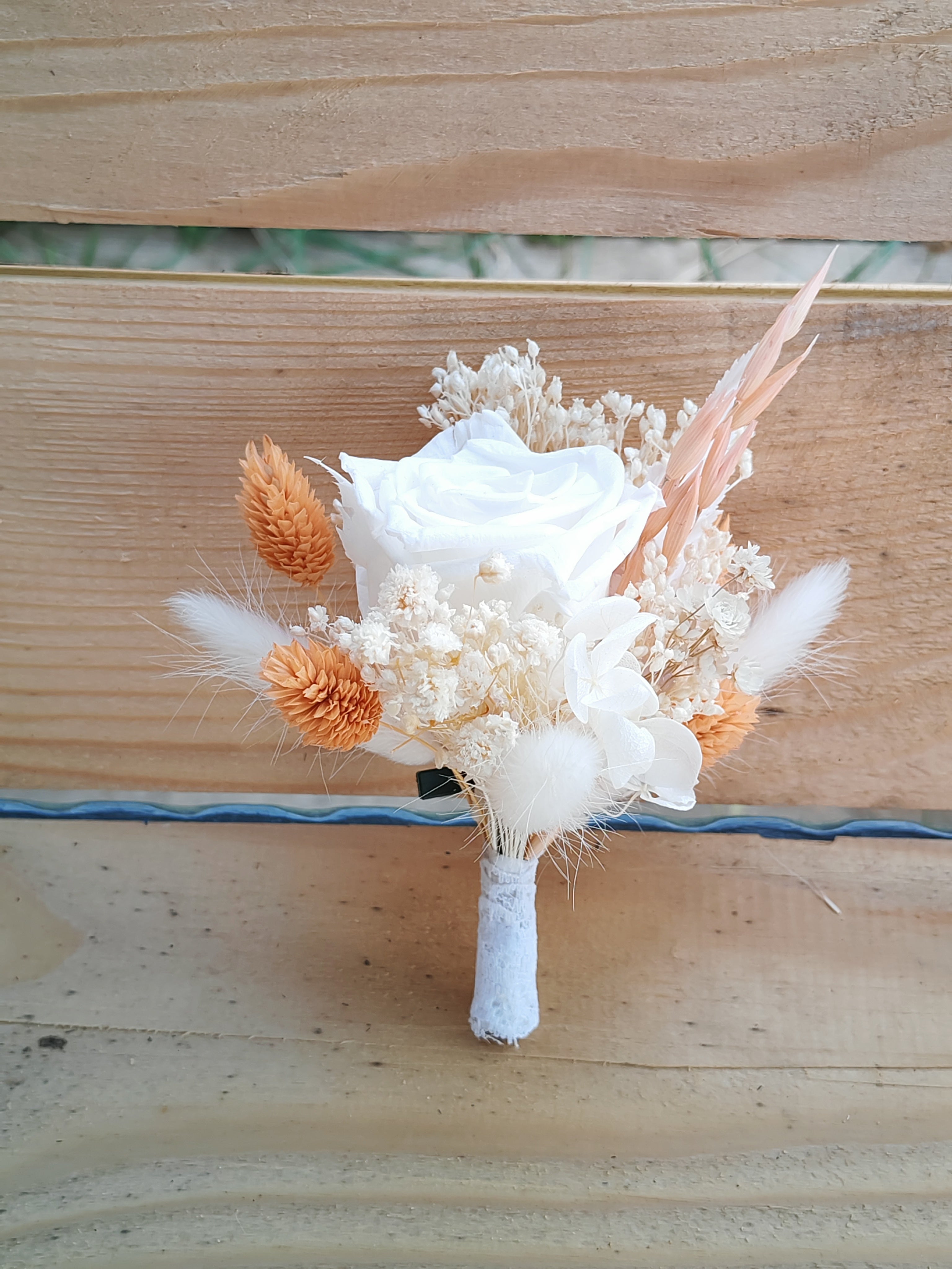 Brățări și Cocarde somon