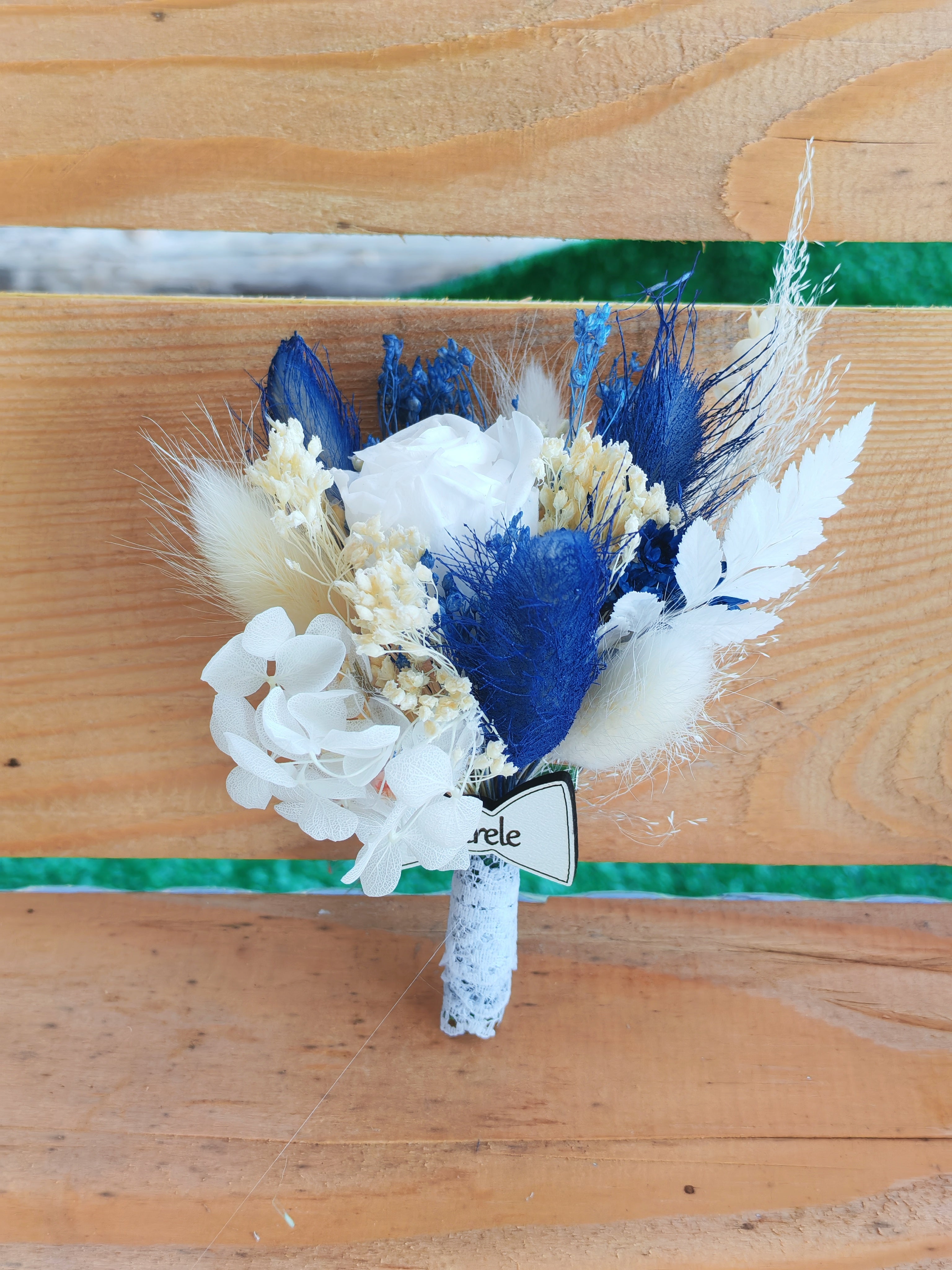 Brățări și Cocarde albastru regal