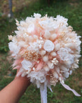 Buchet alb roz