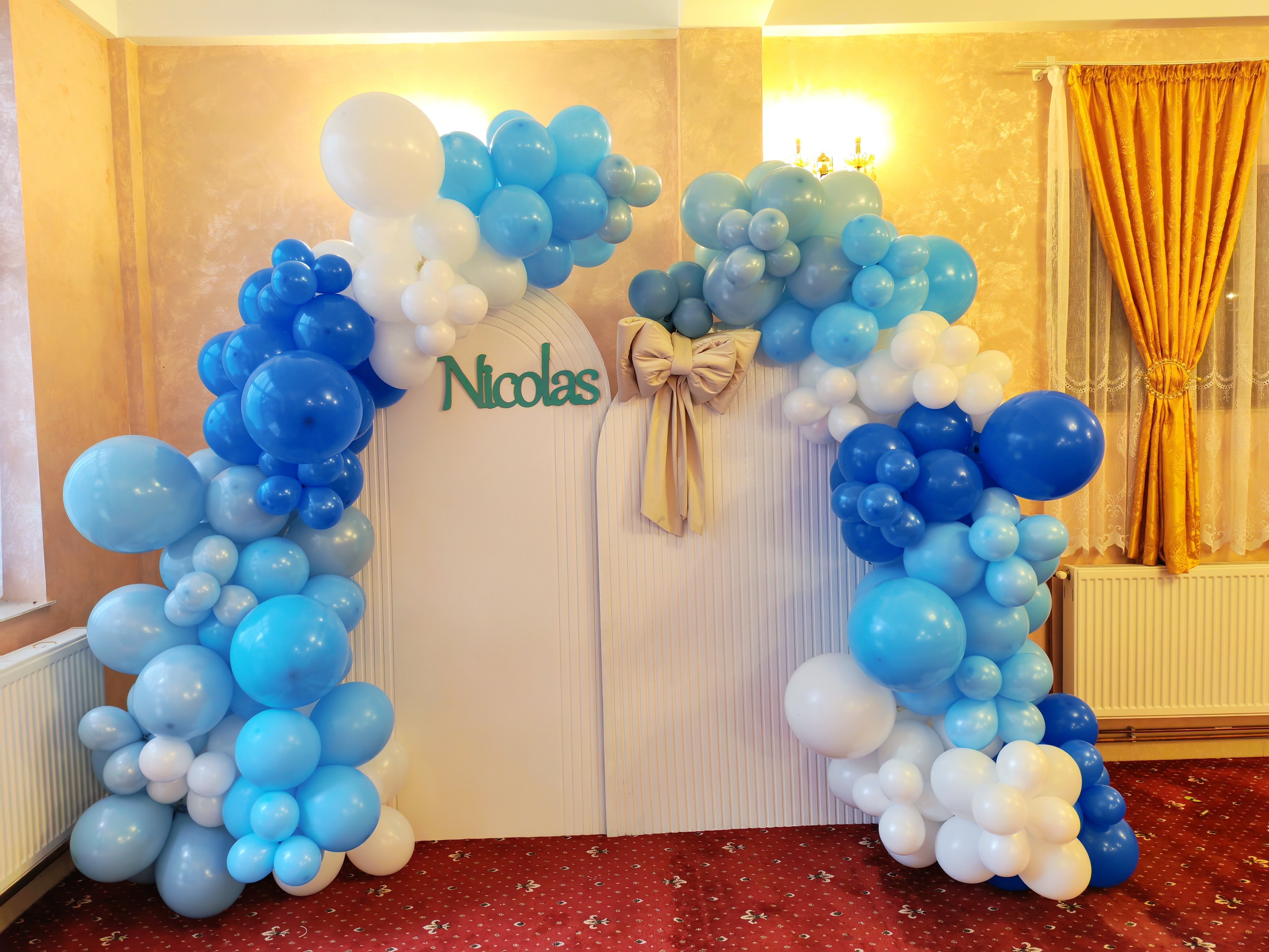 Photo corner baloane /Masa prezidiu /masa invitați