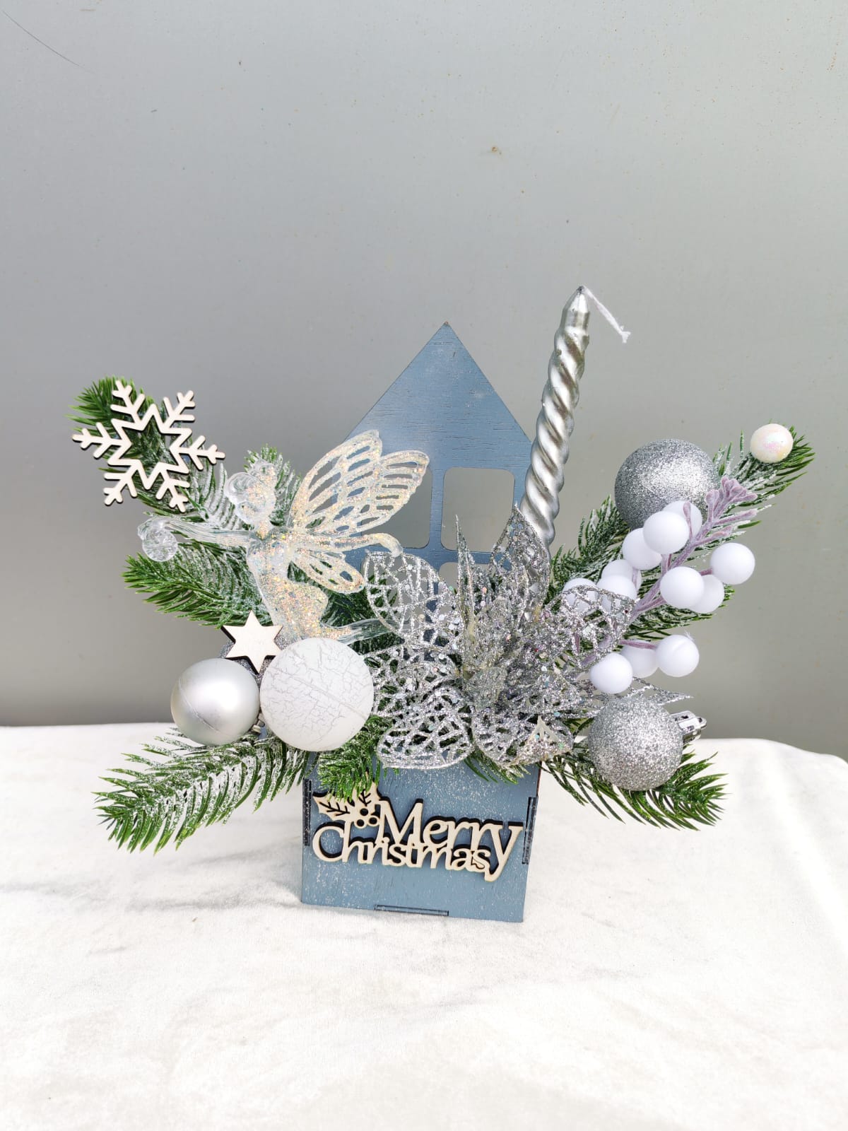 BRAD CRACIUN GRI/ALB