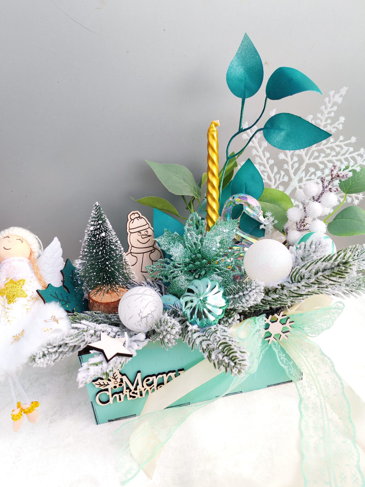 CUTIE ARANJAMENT CRACIUN  BLEO