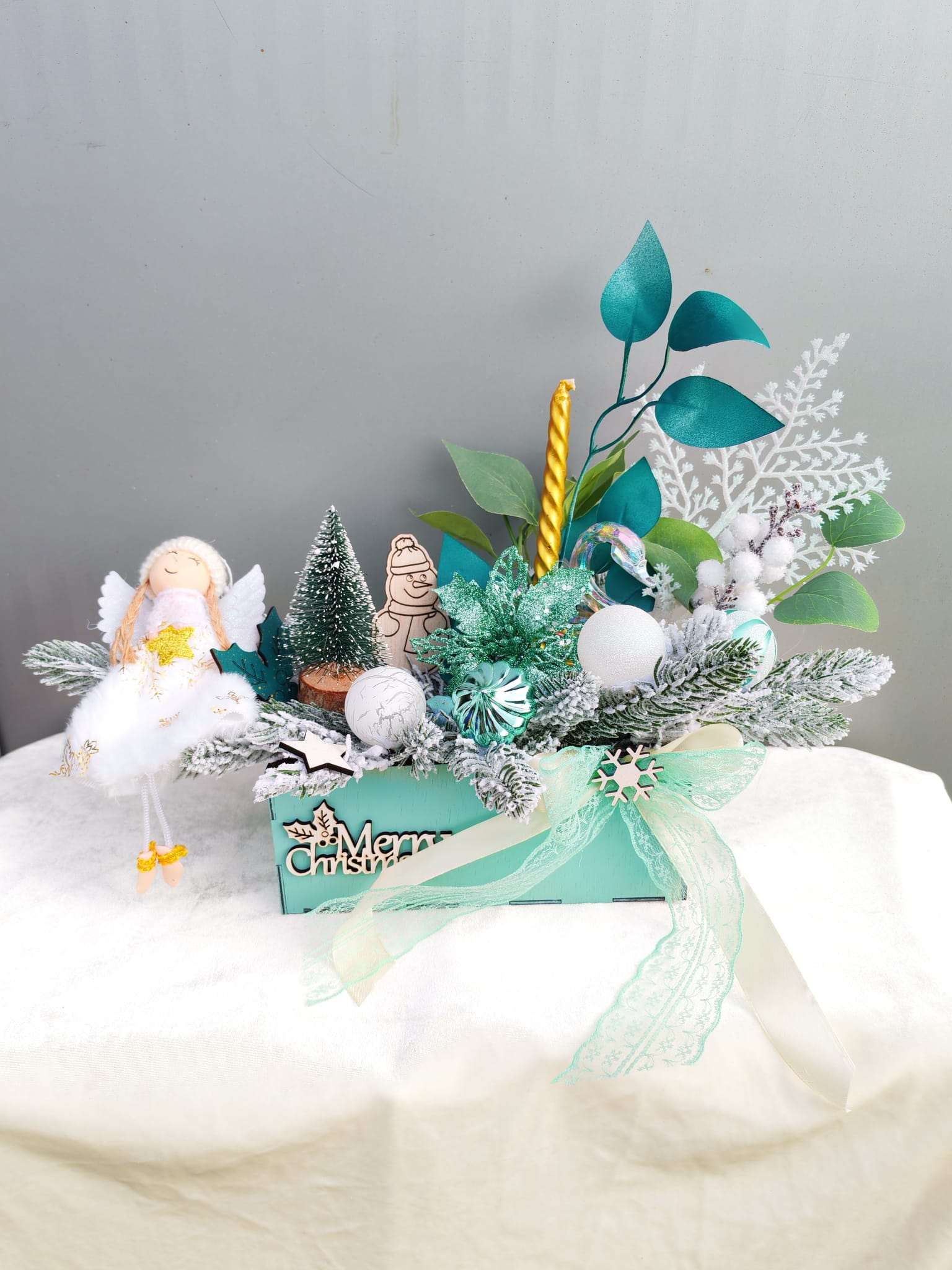 CUTIE ARANJAMENT CRACIUN  BLEO