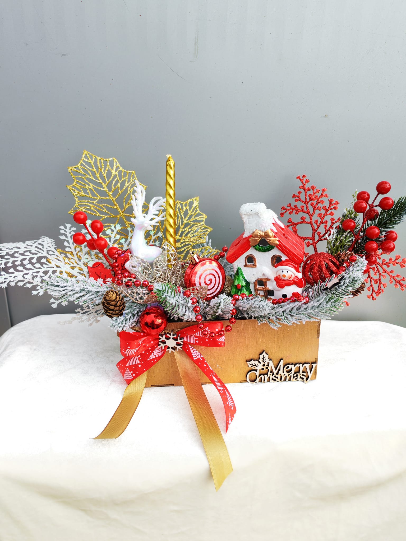 CUTIE ARANJAMENT CRACIUN ROSU