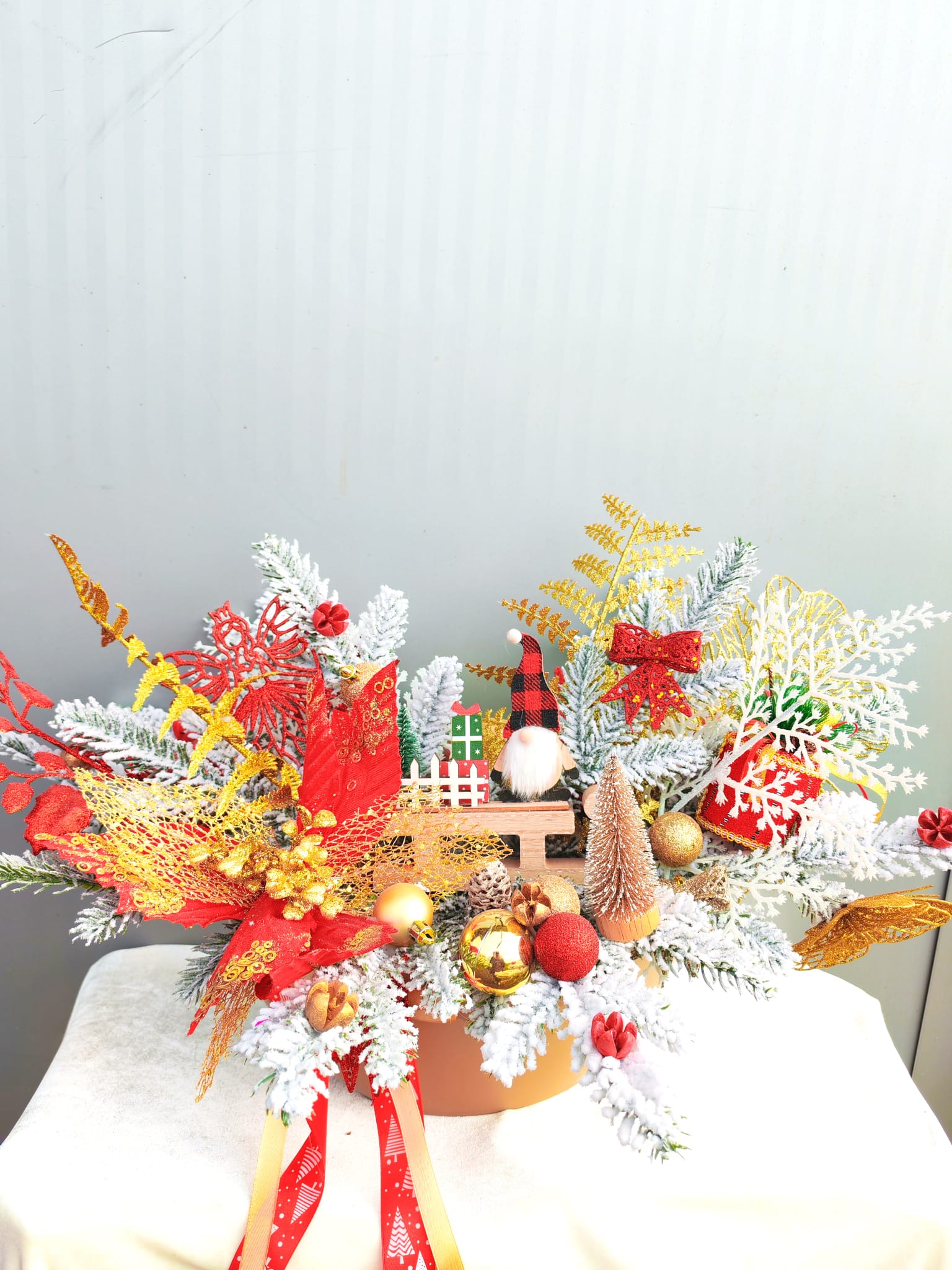 ARANJAMENT CRACIUN VAS ROSU/AURIU