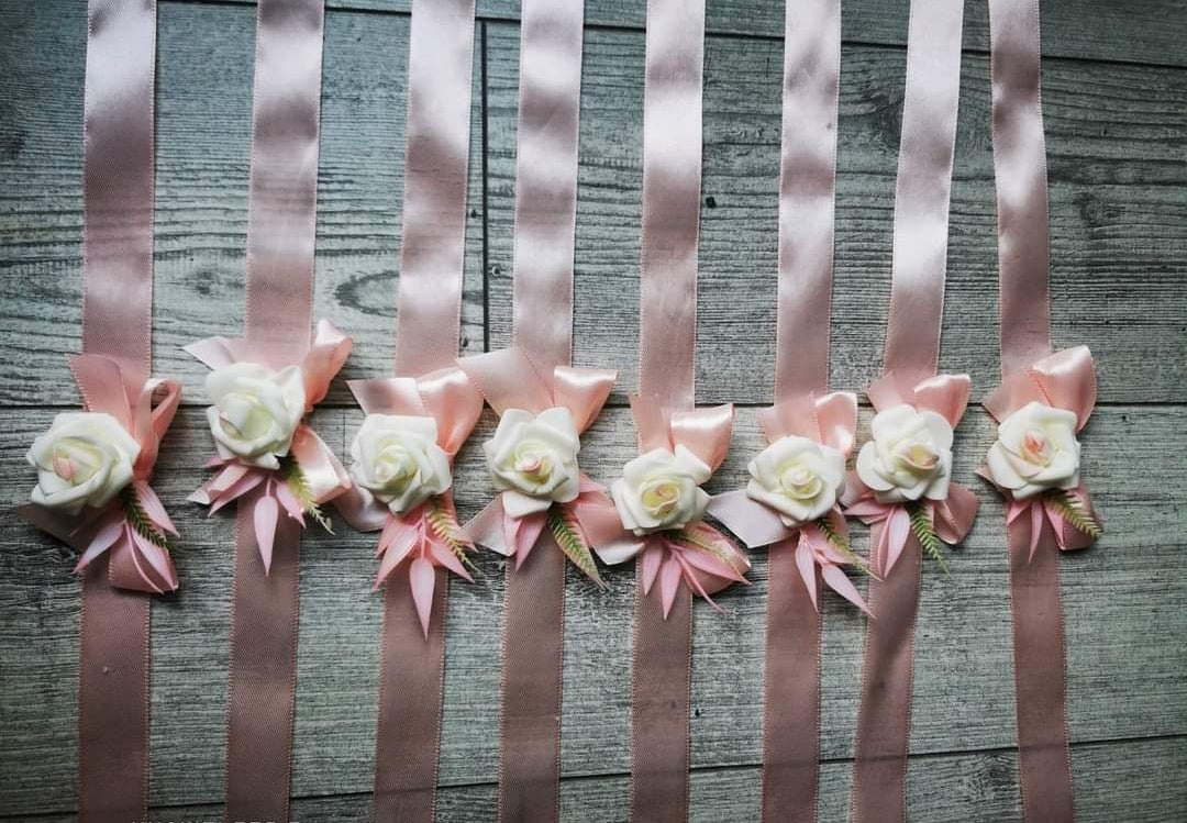 Cocarde și Brățări flori matase